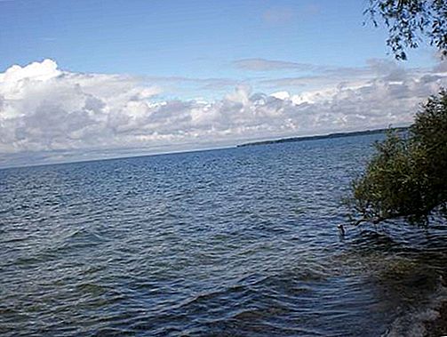 Езерото Симко езеро, Онтарио, Канада