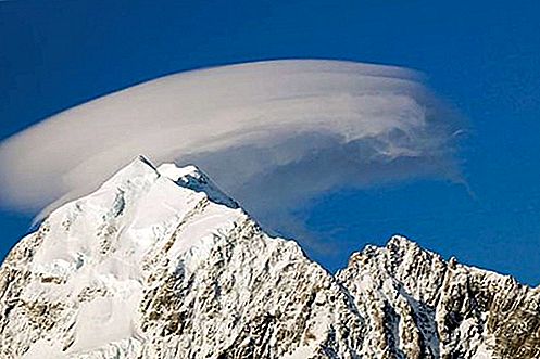 Gunung Mount Cook, New Zealand