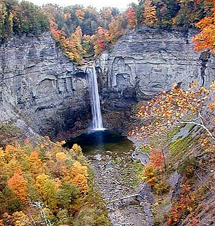 Mga talon ng Taughannock Falls, New York, Estados Unidos