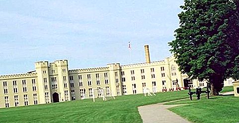 Вирджиния Военен институт колеж, Лексингтън, щата Вирджиния, САЩ