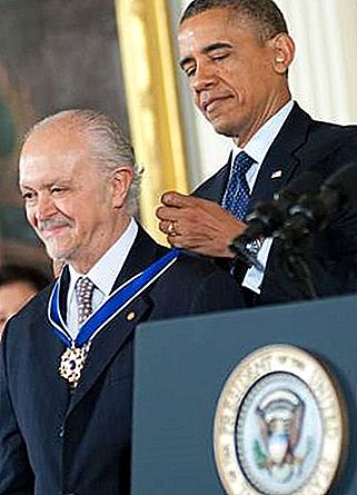 फ्रीडम अमेरिकन अवार्ड का राष्ट्रपति पदक
