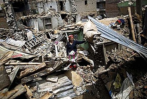 زلزال نيبال بقوة 7.8 درجة