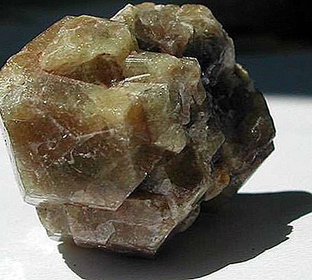 Mineral bruto