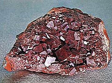 Cuprite mineral
