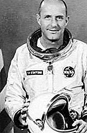 थॉमस पी। स्टैफ़ोर्ड अमेरिकी अंतरिक्ष यात्री