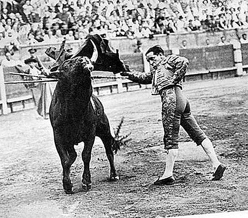 Ispanijos bulių kovotojas Juanas Belmonte'as