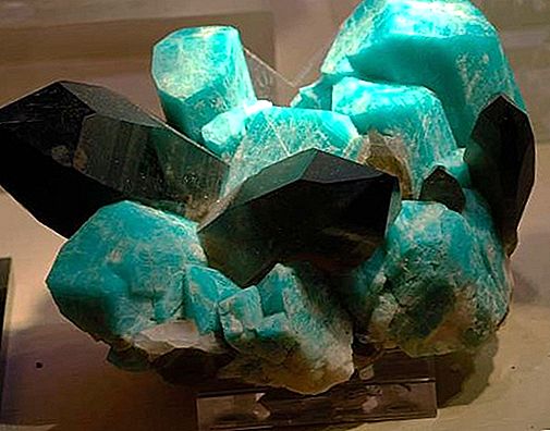 Mineral Amazonstone