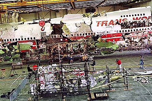 TWA-fly 800 katastrofe, langs kysten af ​​Long Island, New York, USA [1996]