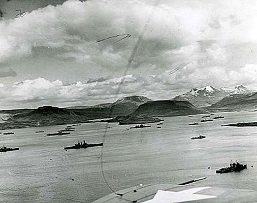 Convoy naval operations